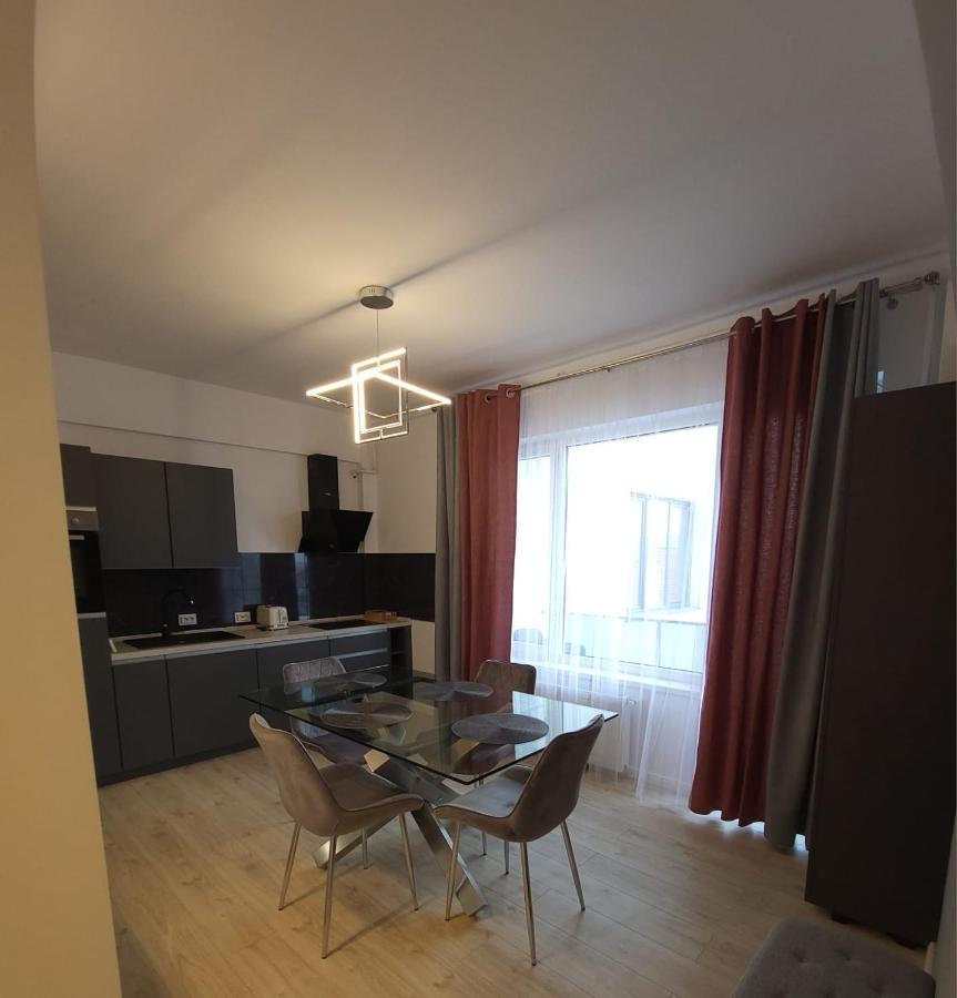 David'S Place Floresti  Luaran gambar
