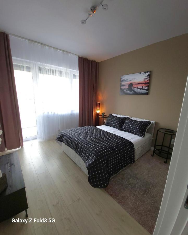 David'S Place Floresti  Luaran gambar