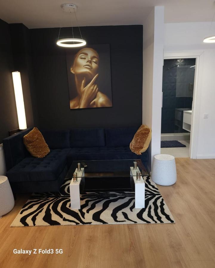 David'S Place Floresti  Luaran gambar